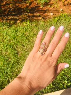 ANEL COM APLICAÇÒES DE ZIRCÔNIAS E QUATRO PEDRAS NATURAIS AMETISTA na internet