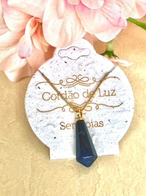 COLAR PRISMA GEOMÉTRICO PEDRA NATURAL SODALITA