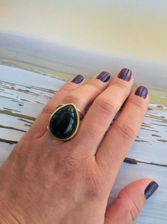 ANEL GOTA AJUSTÁVEL COM PEDRA NATURAL AGATHA NEGRA - Cordão de Luz Joias Finas