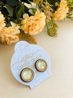 BRINCO COM APLICAÇÕES DE RODIO NEGRO CONCHA NATURAL NAUTILUS - loja online