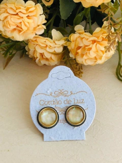 BRINCO COM APLICAÇÕES DE RODIO NEGRO CONCHA NATURAL NAUTILUS na internet