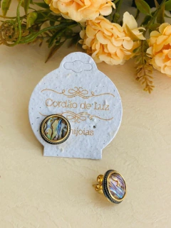 BRINCO FOLHEADO A OURO 18K E RODIO NEGRO COM ABALONE - Cordão de Luz Joias Finas