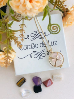 COLAR CHAMADOR DE ANJO BANHO OURO 18K COM PEDRAS NATURAIS na internet