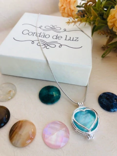 COLAR RELICÁRIO CÁPSULA PRATA 925 CORAÇÃO COM 7 PEDRAS NATURAIS