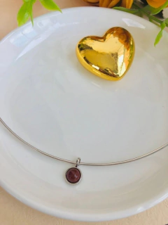 CHOKER LISA COM PINGENTE REMOVIVEL EM PEDRA NATURAL