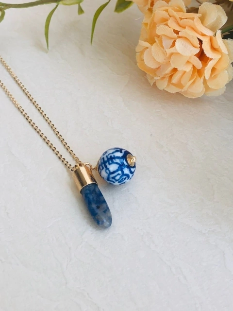 COLAR PINGENTE DUPLO BOLA E DENTE PEDRA NATURAL SODALITA