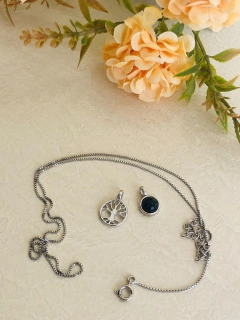 COLAR DOIS PINGENTES REMOVIVEIS ARVORE DA VIDA COM PEDRA NATURAL - comprar online