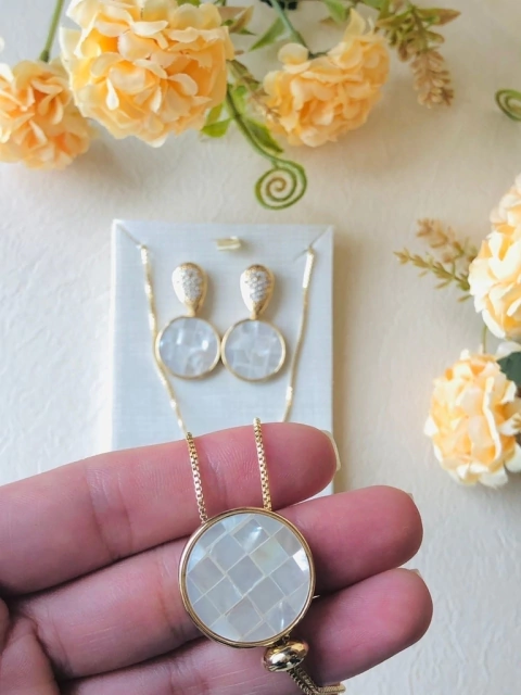 CONJUNTO REDONDO MOSAICO CONCHA NATURAL MADREPÉROLA