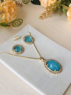 CONJUNTO COM APLICAÇÕES EM ZIRCONIAS PEDRA NATURAL AGATHA AZUL CÉU - comprar online