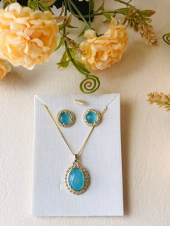 CONJUNTO COM APLICAÇÕES EM ZIRCONIAS PEDRA NATURAL AGATHA AZUL CÉU - Cordão de Luz Joias Finas