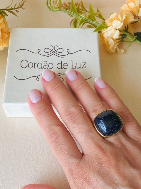 ANEL QUADRADO AJUSTÁVEL PEDRA NATURAL ESTRELA