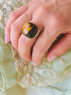 ANEL QUADRADO AJUSTÁVEL BANHO OURO 18K PEDRA NATURAL OLHO DE TIGRE