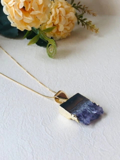 COLAR PEDRA BRUTA DE AMETISTA na internet