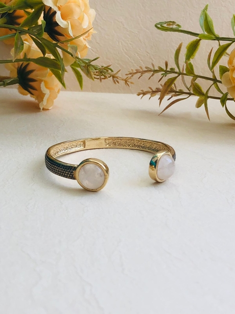 BRACELETE PULSEIRA BANHO OURO 18K E RÓDIO NEGRO COM PEDRA NATURAL QUARTZO ROSA - Cordão de Luz Joias Finas