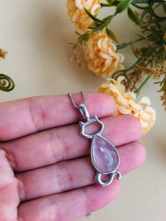 COLAR GATINHO BANHO RÓDIO COM QUARTZO ROSA - comprar online