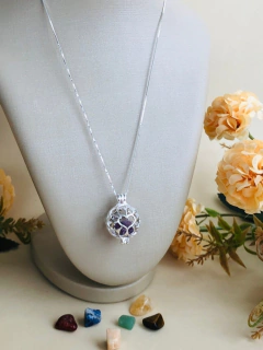 Imagem do COLAR MÉDIO CHAMADOR DE ANJOS E DIFUSOR AROMATICO 7 PEDRAS NATURAIS PRATA 925