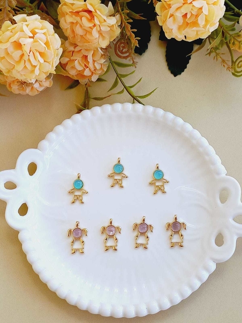 COLAR PERSONALIZADO FILHOS MENINO E MENINA BANHO OURO 18K