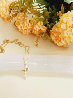 COLAR COM PINGENTE FÉ na internet