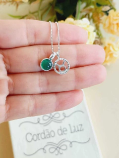 COLAR PRATA 925 SIGNO DE TOURO COM PEDRA NATURAL AGATHA VERDE - comprar online