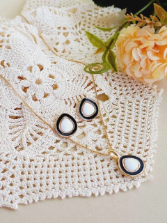 CONJUNTO ESMALTADO COM A PEDRA NATURAL MADREPEROLA - loja online