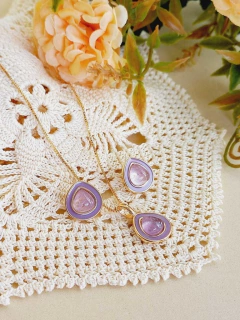 CONJUNTO ESMALTADO COM A PEDRA NATURAL AMETISTA - Cordão de Luz Joias Finas