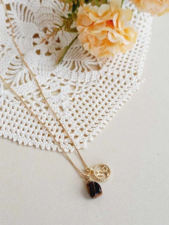 COLAR SIGNO DE CAPRICORNIO COM PEDRA NATURAL