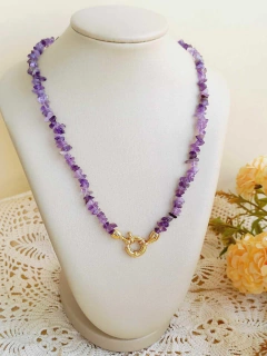 COLAR CHOKER FECHO BÓIA CASCALHOS DE AMETISTA na internet