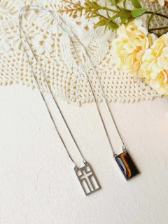 ESCAPULÁRIO RETANGULAR COM PEDRA NATURAL na internet