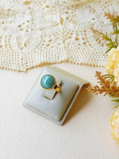 ANEL REDONDO COM PEDRA NATURAL QUARTZO VERDE PEROLADO