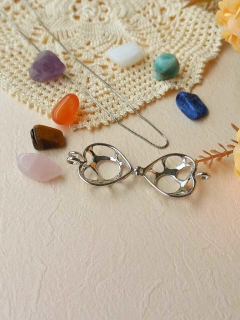 COLAR CHAMADOR DE ANJO CORAÇÃO 7 PEDRAS NATURAIS