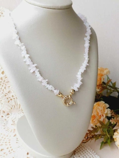 Imagem do COLAR CHOKER FECHO BÓIA CASCALHOS DE QUARTZO ROSA
