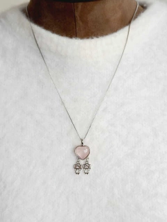 COLAR MENINAS COM PEDRA NATURAL EM FORMATO DE CORAÇÃO - loja online