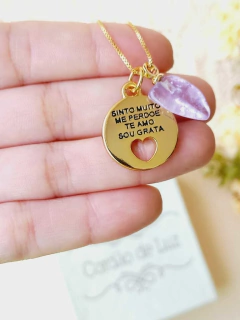 COLAR PINGENTE DUPLO HOOPONOPONO E PEDRA NATURAL