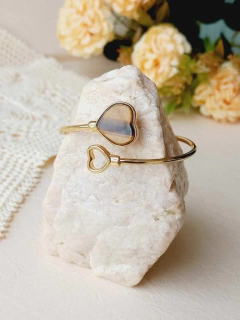 BRACELETE PULSEIRA EM FORMATO DE CORAÇÃO COM PEDRA NATURAL CHAPADA - loja online