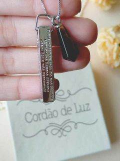 COLAR PLAQUINHA ORAÇÃO PAI NOSSO COM PEDRA NATURAL - comprar online