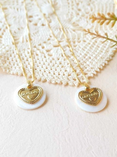 COLAR GRATIDÃO CONCHA NATURAL MADREPEROLA