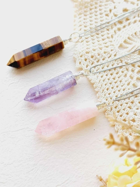 COLAR DIFUSOR AROMATICO PARA ÓLEOS ESSENCIAIS OU PERFUMEIRO