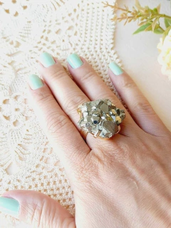 ANEL AJUSTÁVEL PEDRA NATURAL PIRITA