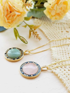 COLAR MAE APARECIDA ROGAI POR NÓS COM PEDRA NATURAL - comprar online