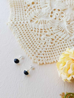 BRINCO PRATA 925 COM PEDRA NATURAL AGATHA NEGRA - loja online