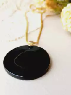 MAX COLAR COM A PEDRA NATURAL AGATHA NEGRA - loja online