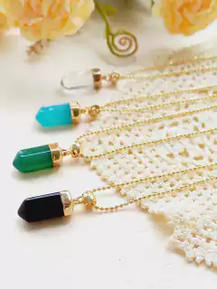 COLAR PRISMA GEOMÉTRICO PEDRA NATURAL na internet