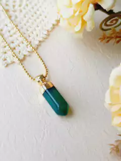 COLAR PRISMA GEOMÉTRICO PEDRA NATURAL