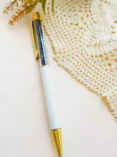 CANETA ESFEROGRAFICA DOURADA BASE BRANCA COM PEDRA NATURAL na internet