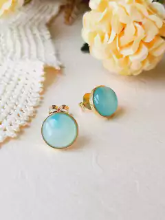 BRINCO REDONDO MÉDIO COM PEDRA NATURAL AGATHA AZUL CEU