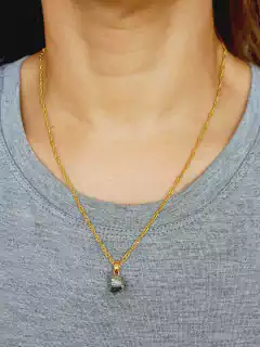 COLAR PEDRA NATURAL PIRITA MINI - Cordão de Luz Joias Finas