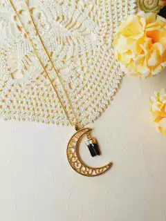 COLAR MEIA LUA COM TURMALINA NEGRA