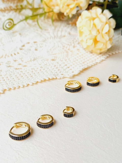 CONJUNTO TRIO DE ARGOLAS CRAVEJADO DE ZIRCONIAS EM RÓDIO NEGRO