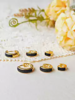 CONJUNTO TRIO DE ARGOLAS CRAVEJADO DE ZIRCONIAS EM RÓDIO NEGRO - Cordão de Luz Joias Finas