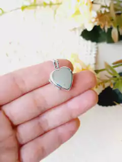 COLAR RELICÁRIO CORAÇÃO EM PRATA 925 DUAS FOTOS na internet